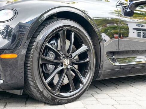 Used 2020 Bentley Continental GT V8 image 44