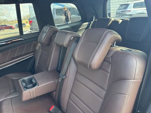 Used 2015 Mercedes-Benz GL 63 AMG 4MATIC image 44