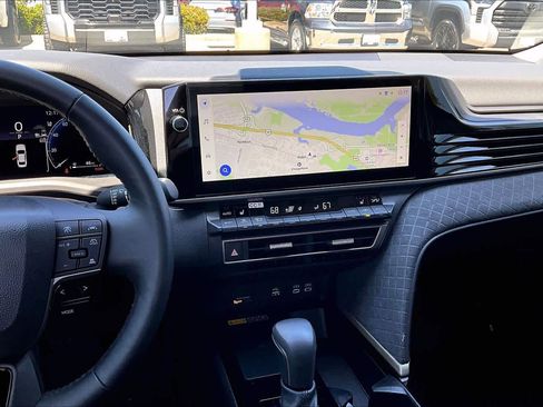 Used 2026 Toyota Camry XLE FWD image 6