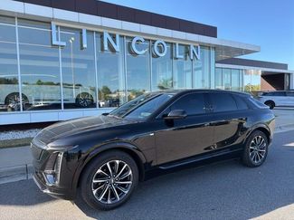 Used 2024 Cadillac Lyriq Sport video 1