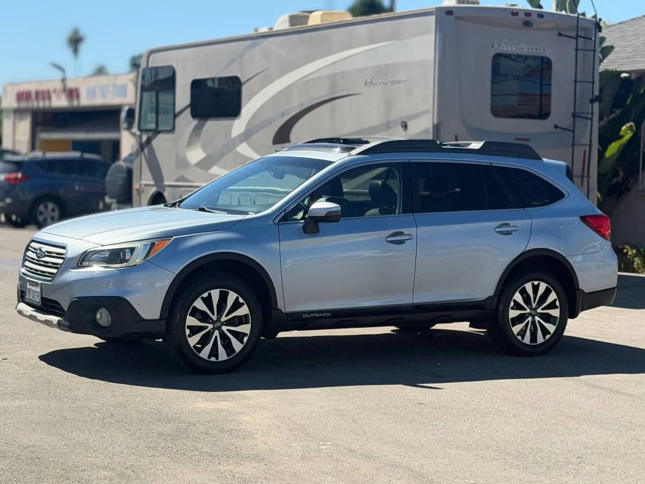 Used 2015 Subaru Outback 2.5i Limited AWD/4WD image 6