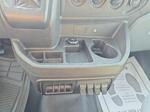 Used 2016 Ford Transit 250 130 Low Roof RWD image 26