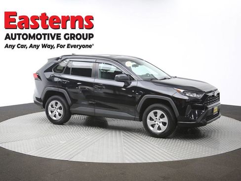 Used 2021 Toyota RAV4 LE AWD/4WD image 46