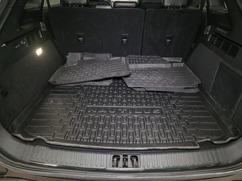 Used 2020 Lincoln Nautilus Reserve w/ Equipment Group 201A image 13