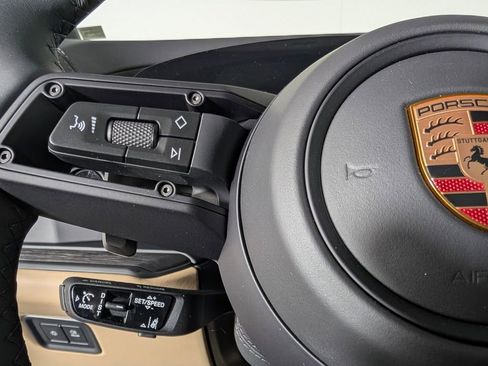 New 2026 Porsche Cayenne GTS image 38