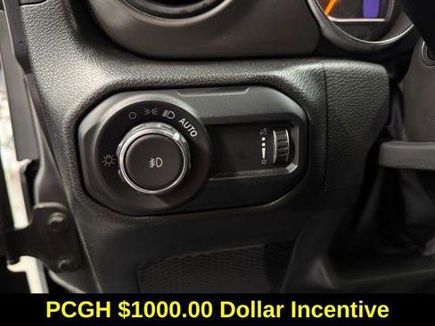 Used 2023 Jeep Wrangler Willys image 23