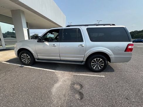 Used 2016 Ford Expedition EL XLT AWD/4WD image 6