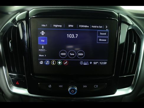 Used 2023 Chevrolet Traverse LT image 26