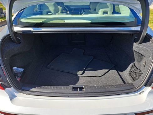 Used 2019 Volvo S60 T5 Momentum w/ Premium Package image 26