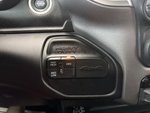 Used 2024 RAM 3500 Big Horn image 24