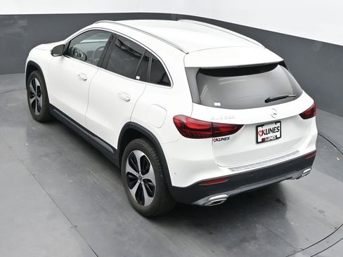 Used 2025 Mercedes-Benz GLA 250 image 41