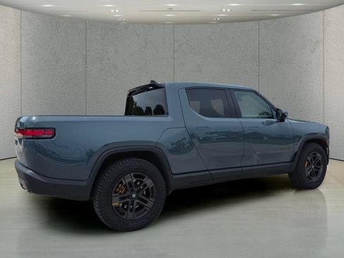 Used 2025 Rivian R1T Premium AWD/4WD image 4