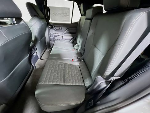New 2026 Toyota 4Runner TRD Off-Road Premium AWD/4WD image 19