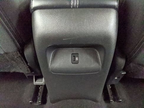 Used 2022 Nissan Sentra SV FWD image 17
