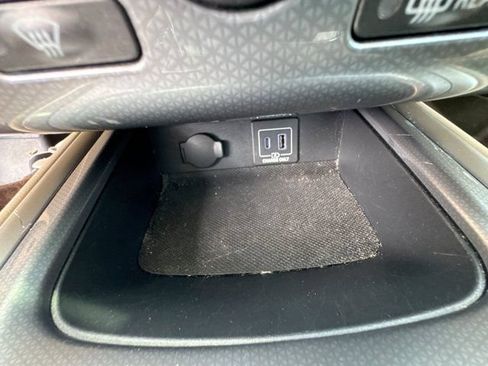 Used 2019 Nissan Pathfinder SL w/ SL Premium Package FWD image 24