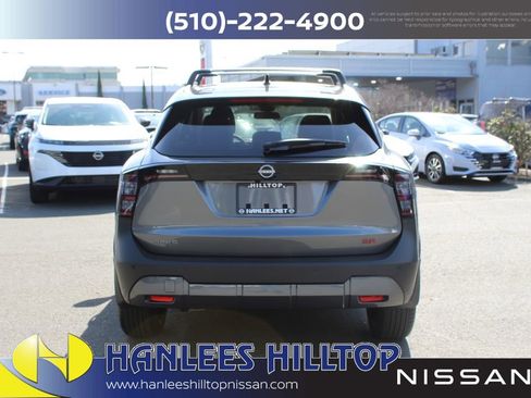 New 2026 Nissan Kicks SR image 8