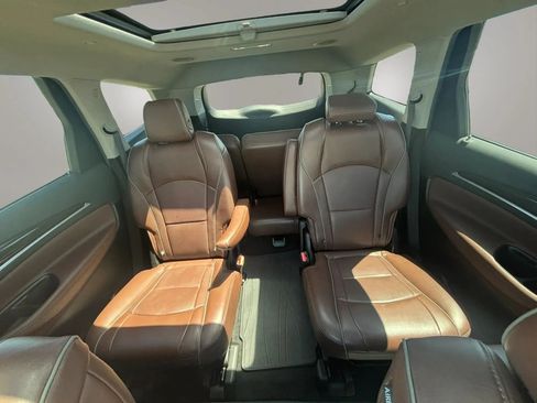 Used 2018 Buick Enclave Avenir w/ Avenir Technology Package AWD/4WD image 24
