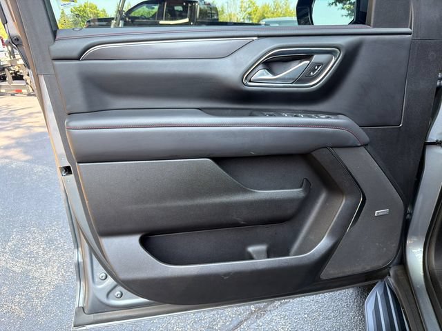 Used 2022 Chevrolet Tahoe RST w/ Luxury Package RWD image 10