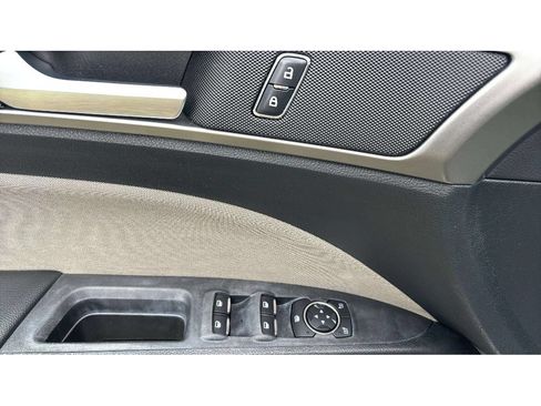 Used 2017 Ford Fusion S FWD image 18