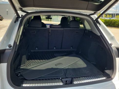 Certified 2025 Audi Q5 Premium AWD/4WD image 8