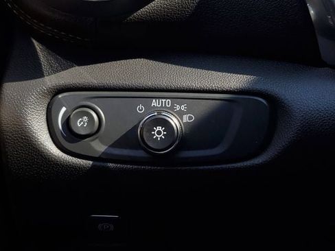 Used 2021 Chevrolet Blazer Premier w/ Driver Confidence II Package image 34