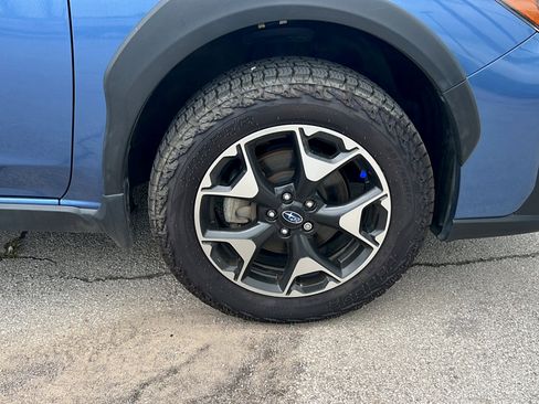 Used 2020 Subaru Crosstrek 2.0i Premium w/ Moonroof Package 2 AWD/4WD image 9