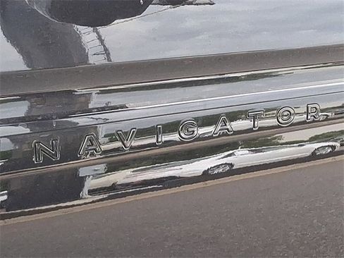 New 2025 Lincoln Navigator L Reserve w/ Jet Appearance Package image 10