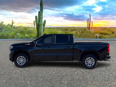 Used 2021 Chevrolet Silverado 1500 RST image 3