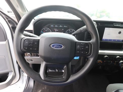 Certified 2025 Ford F350 XLT AWD/4WD image 18