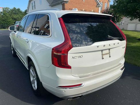 Used 2018 Volvo XC90 T6 Inscription w/ Convenience Package AWD/4WD image 11