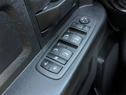 Used 2022 RAM 2500 Tradesman w/ Chrome Appearance Group image 23