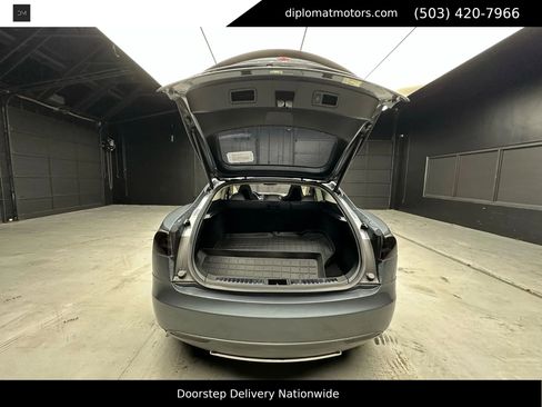 Used 2013 Tesla Model S Performance RWD image 38