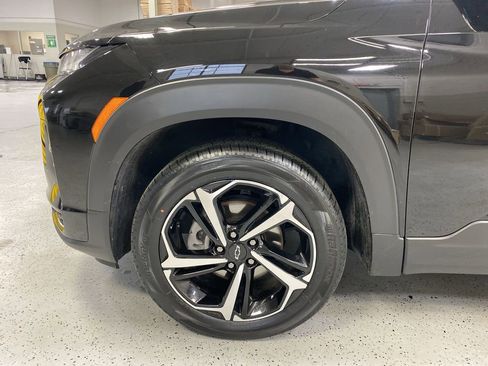 Certified 2022 Chevrolet TrailBlazer RS w/ Technology Package AWD/4WD image 42