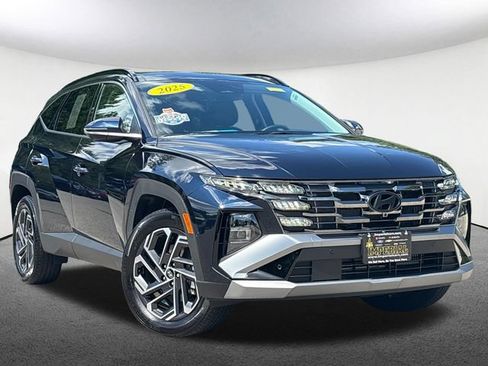 Used 2025 Hyundai Tucson Limited AWD/4WD image 2