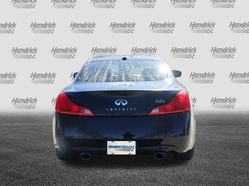 Used 2013 INFINITI G37 x w/ Premium Pkg image 8