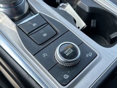 Used 2023 Ford Explorer Platinum w/ Technology Package AWD/4WD image 49