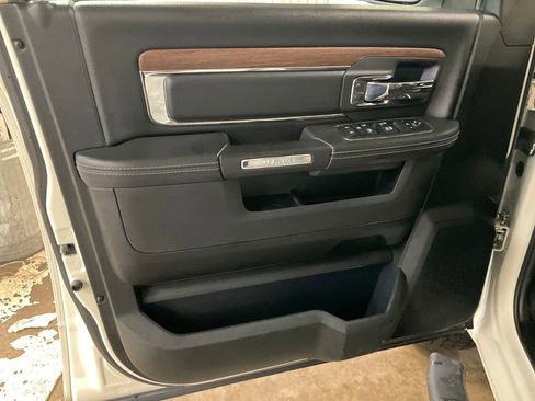 Used 2018 RAM 1500 Laramie w/ Convenience Group image 14