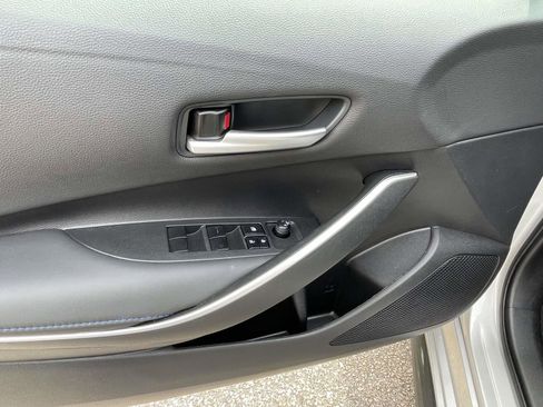 Used 2022 Toyota Corolla SE FWD image 15