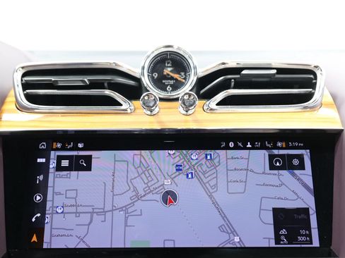 Used 2023 Bentley Bentayga Extended Wheelbase AWD/4WD image 41