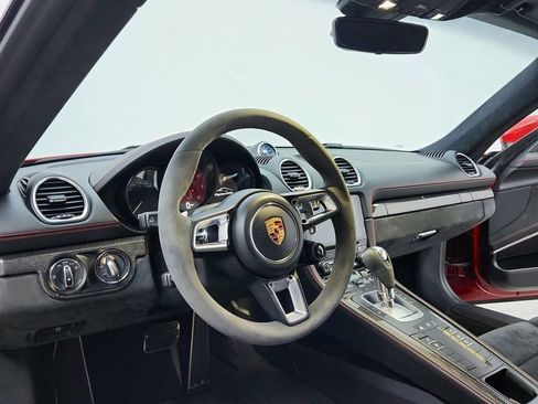 Used 2018 Porsche 718 Cayman GTS image 13
