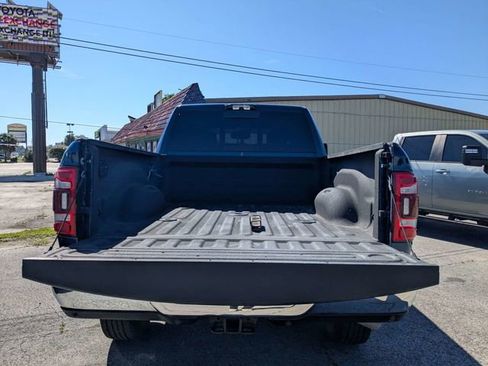 Used 2024 RAM 2500 Big Horn w/ Level 2 Equipment Group AWD/4WD image 12