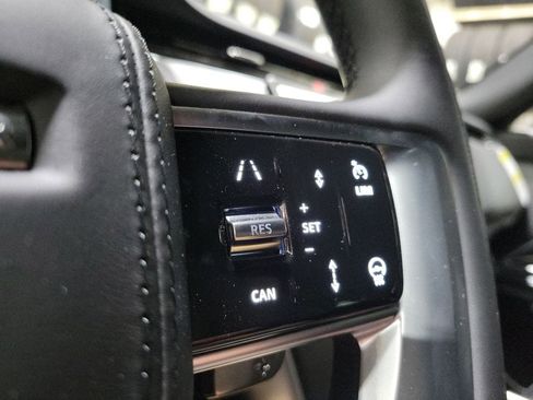 New 2025 Land Rover Range Rover Long Wheelbase SE image 16