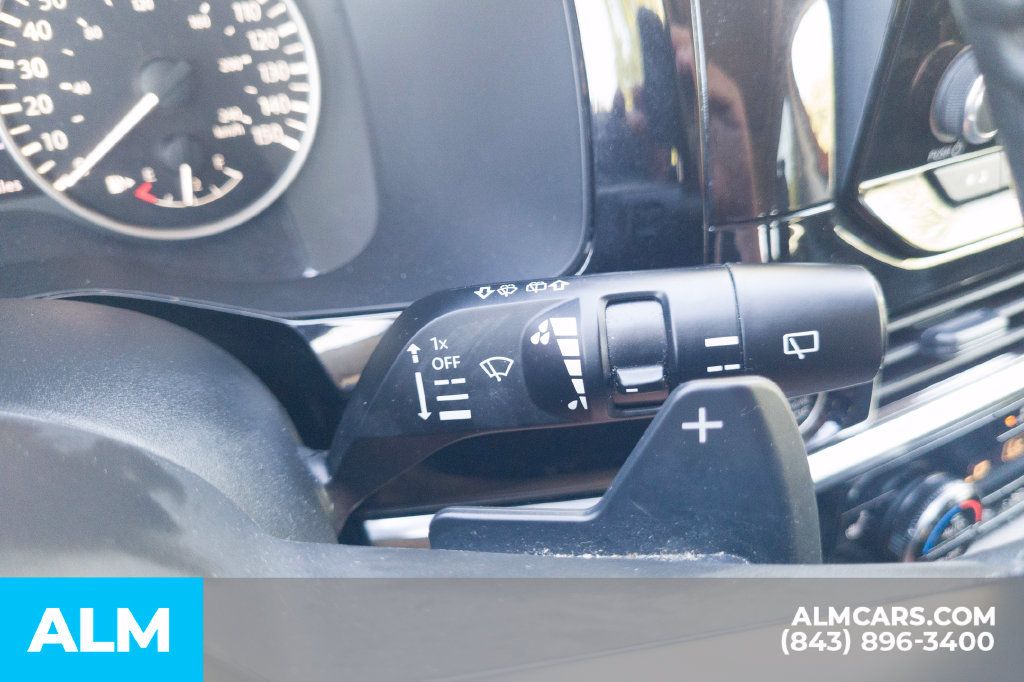 Used 2024 Nissan Pathfinder SV AWD/4WD image 31