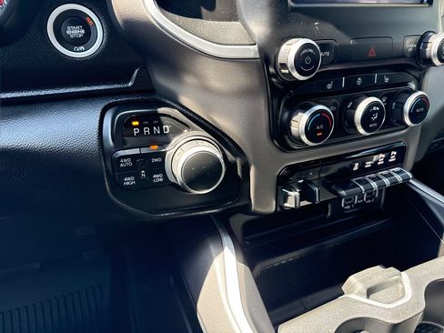 Used 2020 RAM 1500 Big Horn AWD/4WD image 13