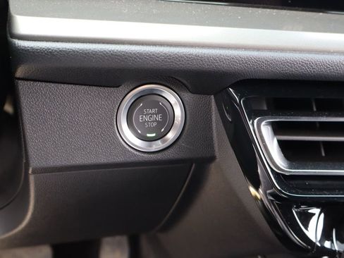 Used 2026 Chevrolet Traverse LT w/ Driver Confidence Package image 15