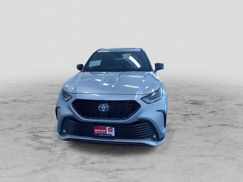 Used 2025 Toyota Highlander XSE image 5