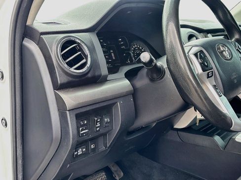 Used 2020 Toyota Tundra SR5 w/ SR5 Upgrade Package RWD image 10