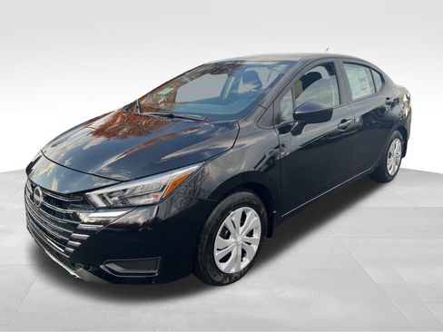 New 2025 Nissan Versa S image 4
