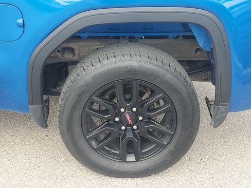 Used 2022 GMC Sierra 1500 Elevation image 11