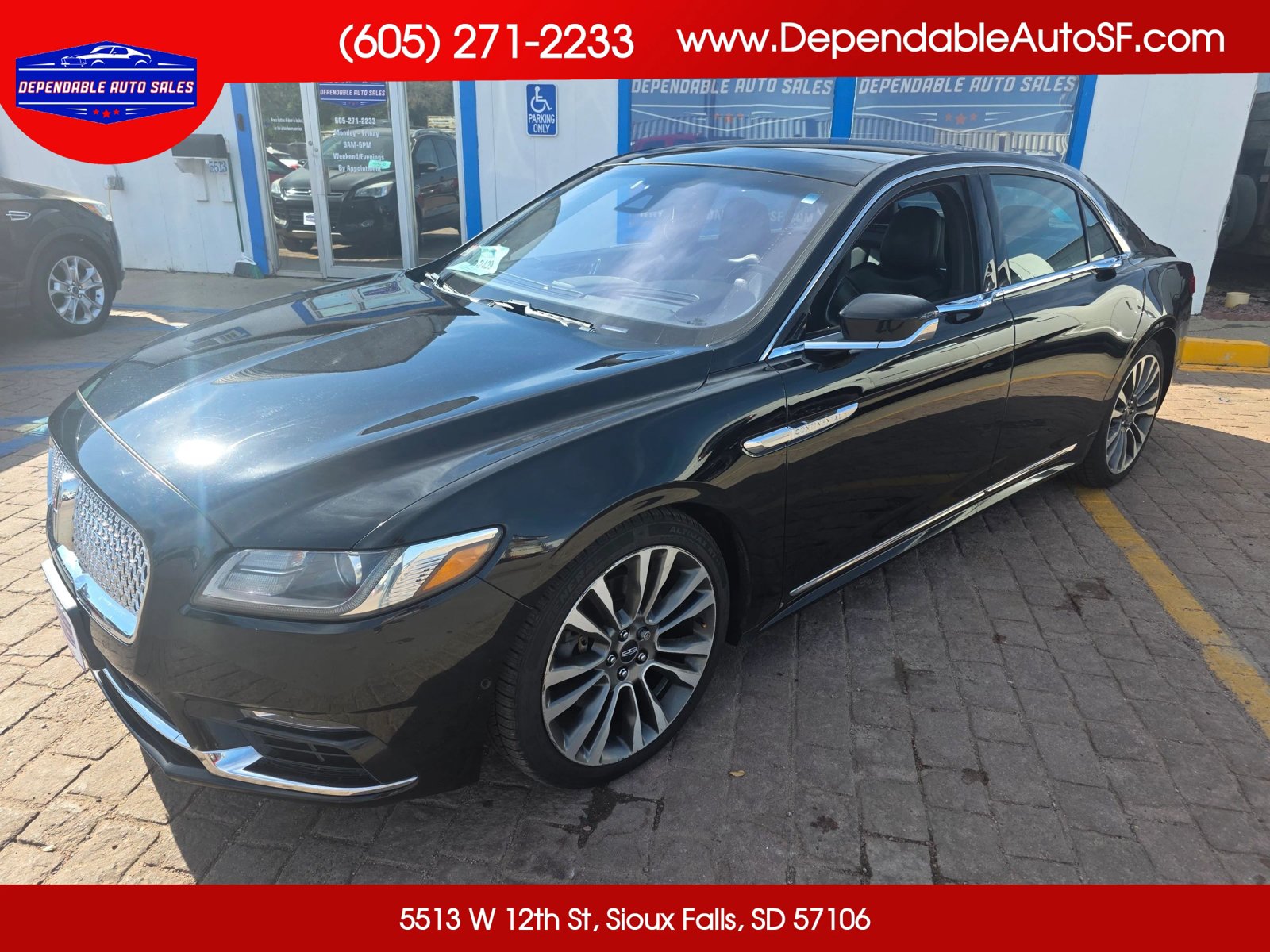 Used 2018 Lincoln Continental Reserve AWD/4WD image 1